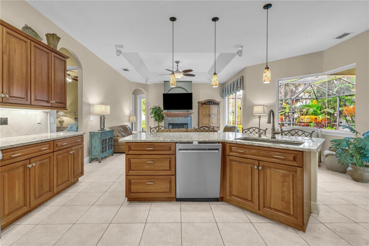 5311 Nathaniel Place, Sarasota, FL 34233 Photo