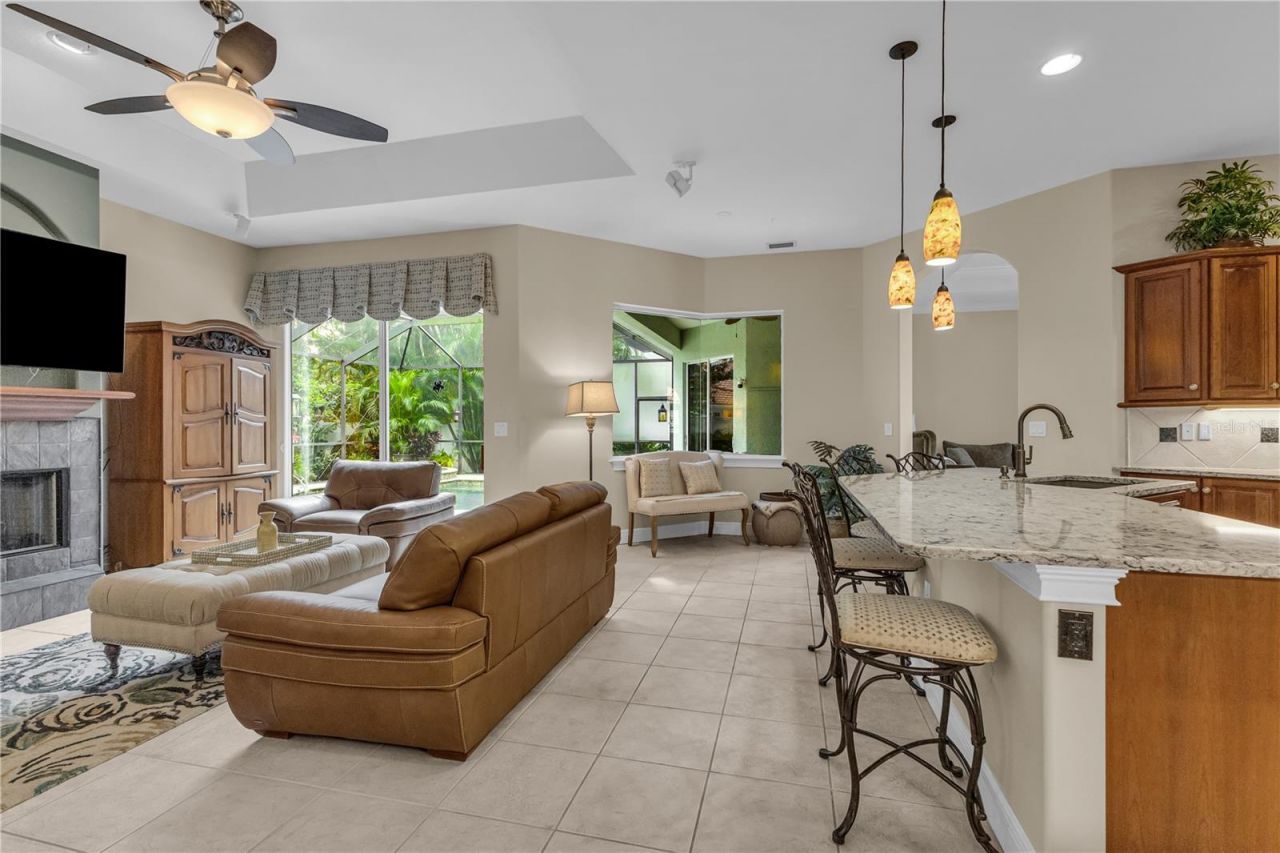 5311 Nathaniel Place, Sarasota, FL 34233 Photo