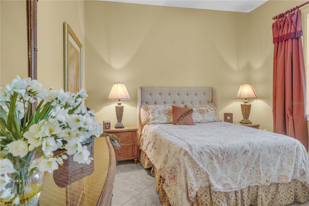 5311 Nathaniel Place, Sarasota, FL 34233 Photo