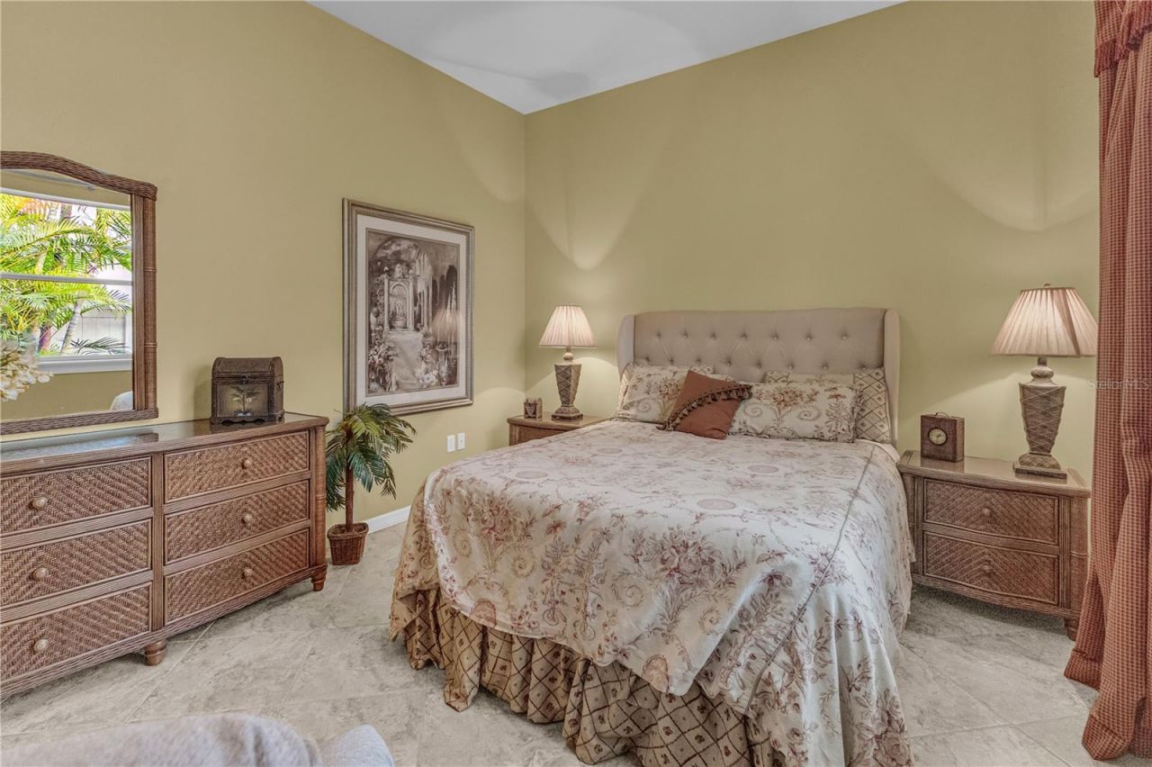 5311 Nathaniel Place, Sarasota, FL 34233 Photo