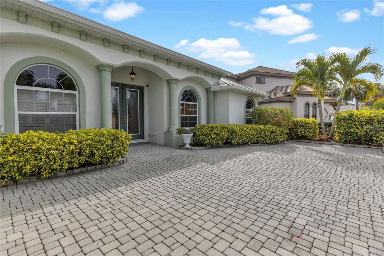 5311 Nathaniel Place, Sarasota, FL 34233 Photo