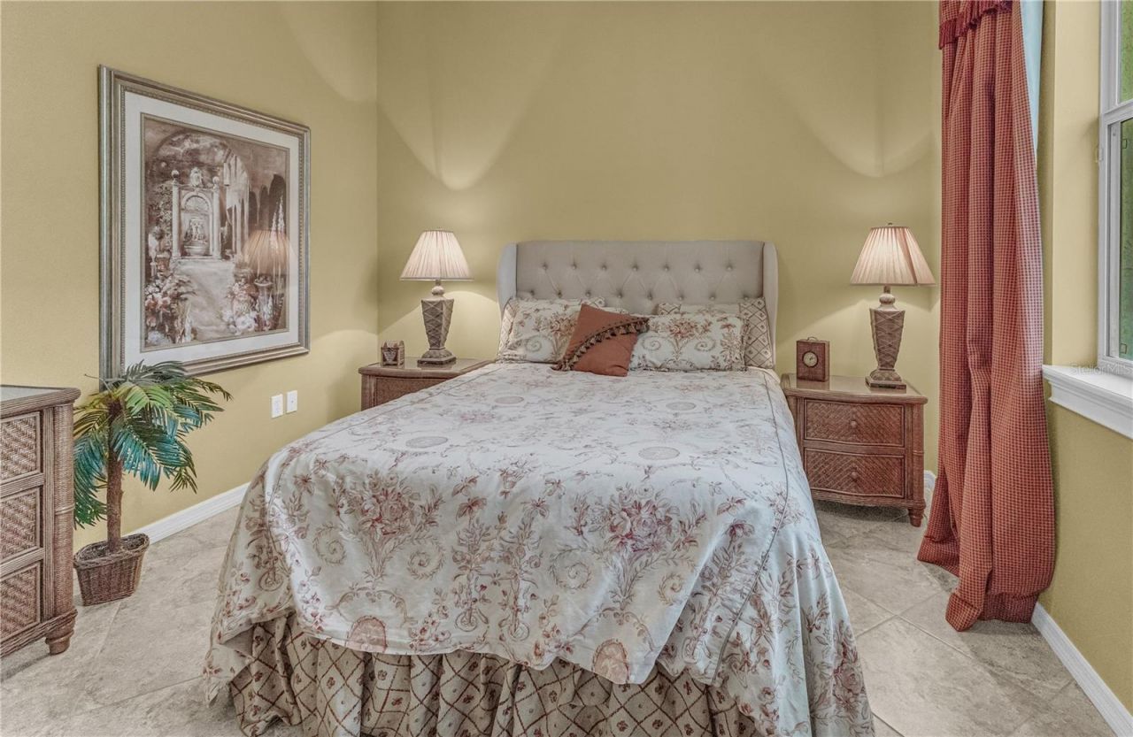 5311 Nathaniel Place, Sarasota, FL 34233 Photo