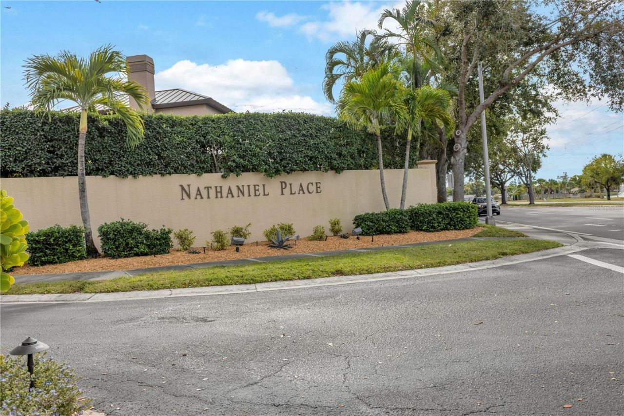 5311 Nathaniel Place, Sarasota, FL 34233 Photo