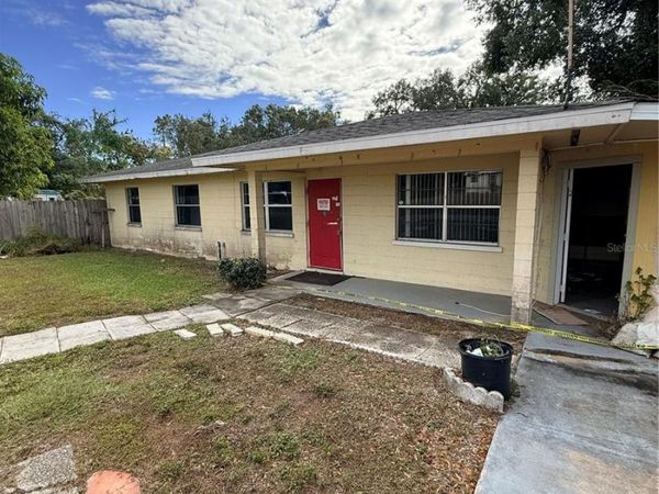 40 HALL STREET, FROSTPROOF, FL 33843