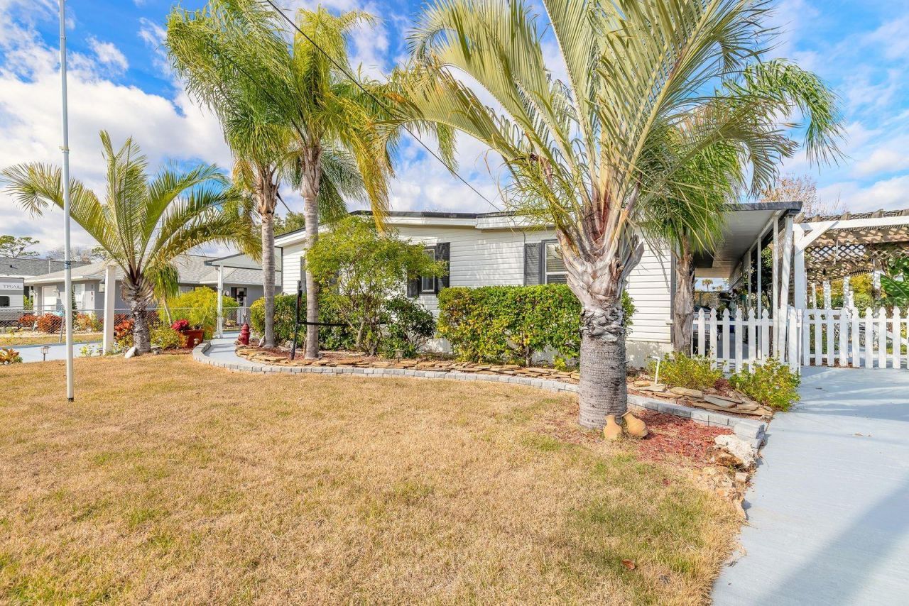 109 Douglas Street, Edgewater, FL 32141 Photo