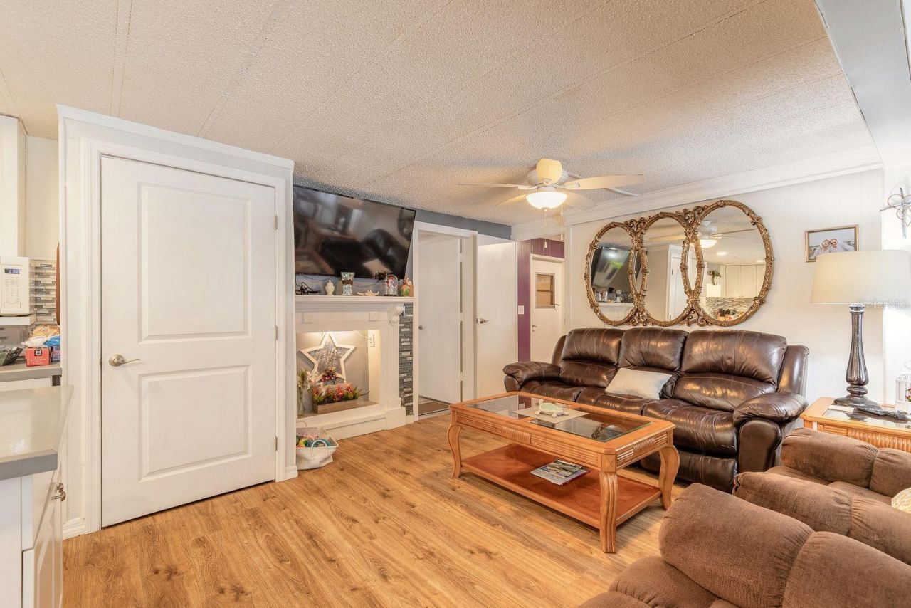 109 Douglas Street, Edgewater, FL 32141 Photo