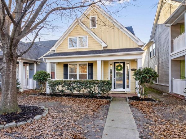 1335 ISLAND PLACE PL E, Memphis, TN 38103