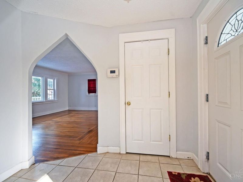 1266 Avon Drive, Cincinnati, OH 45229 Photo 16