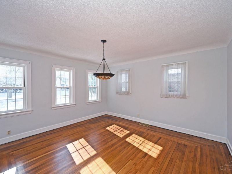 1266 Avon Drive, Cincinnati, OH 45229 Photo 17