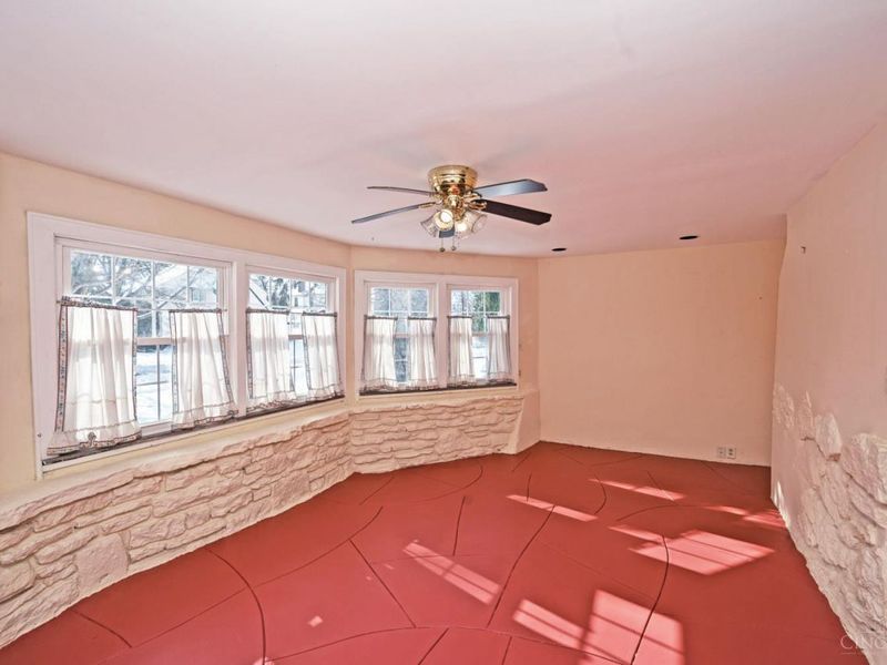 1266 Avon Drive, Cincinnati, OH 45229 Photo 32