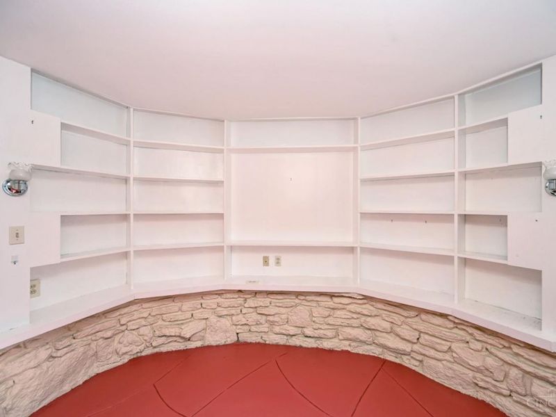 1266 Avon Drive, Cincinnati, OH 45229 Photo 37