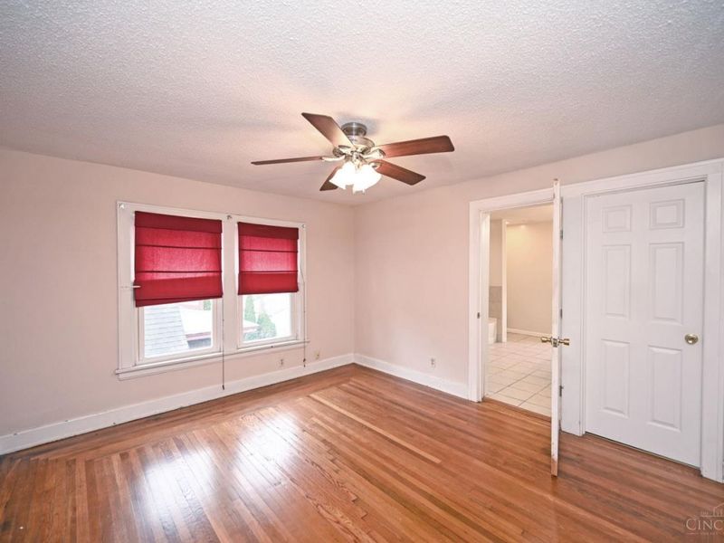 1266 Avon Drive, Cincinnati, OH 45229 Photo 48