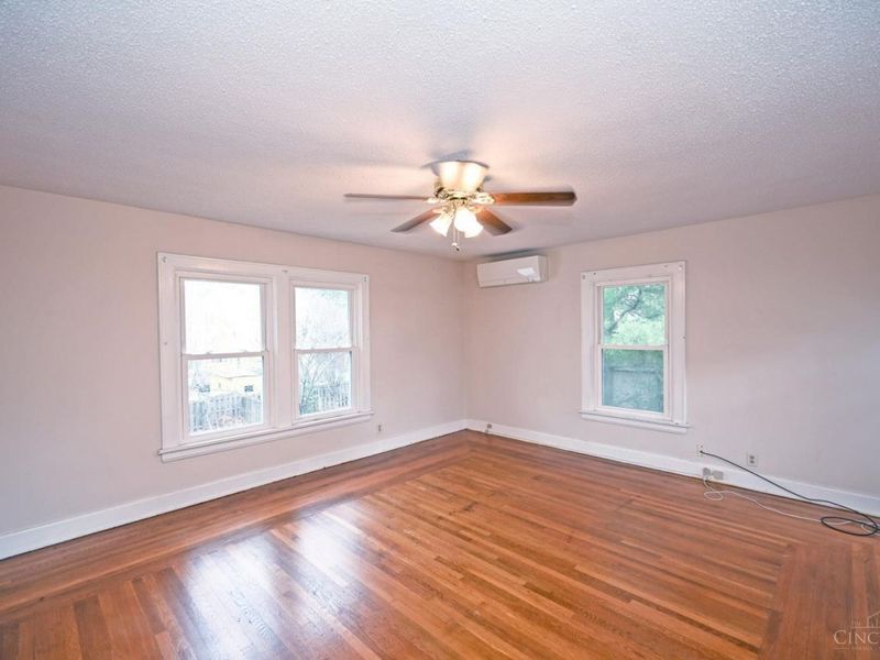 1266 Avon Drive, Cincinnati, OH 45229 Photo 64