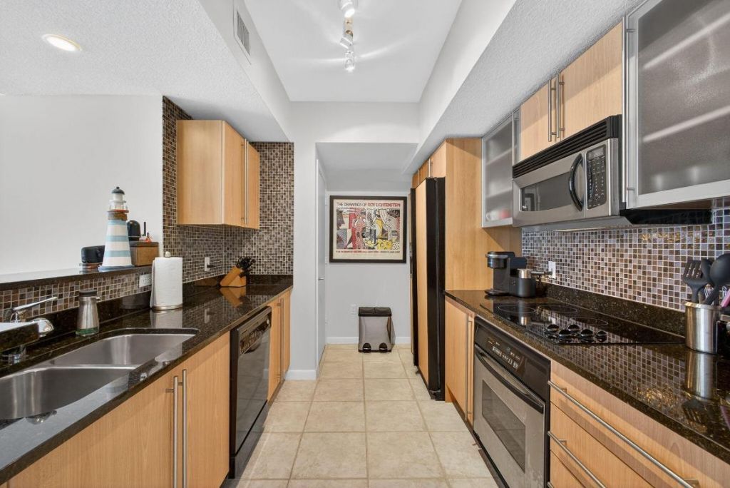 1551 N Flagler 1217 Drive, Unit 1217, West Palm Beach, FL 33401 Photo