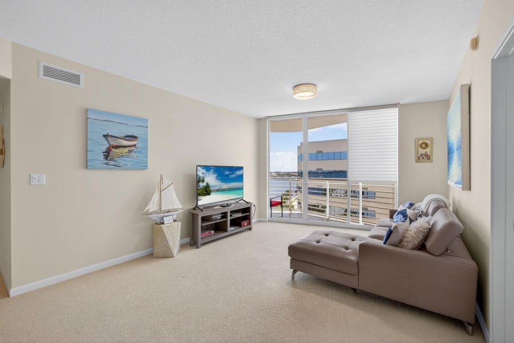 1551 N Flagler 1217 Drive, Unit 1217, West Palm Beach, FL 33401 Photo