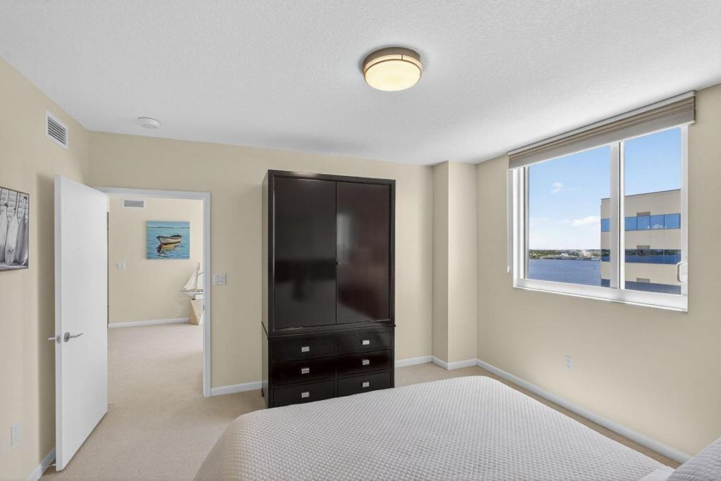 1551 N Flagler 1217 Drive, Unit 1217, West Palm Beach, FL 33401 Photo