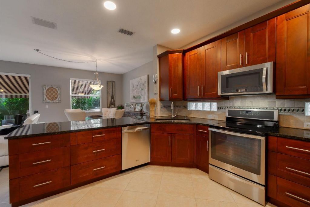 1004 Center Stone Lane, Riviera Beach, FL 33404 Photo