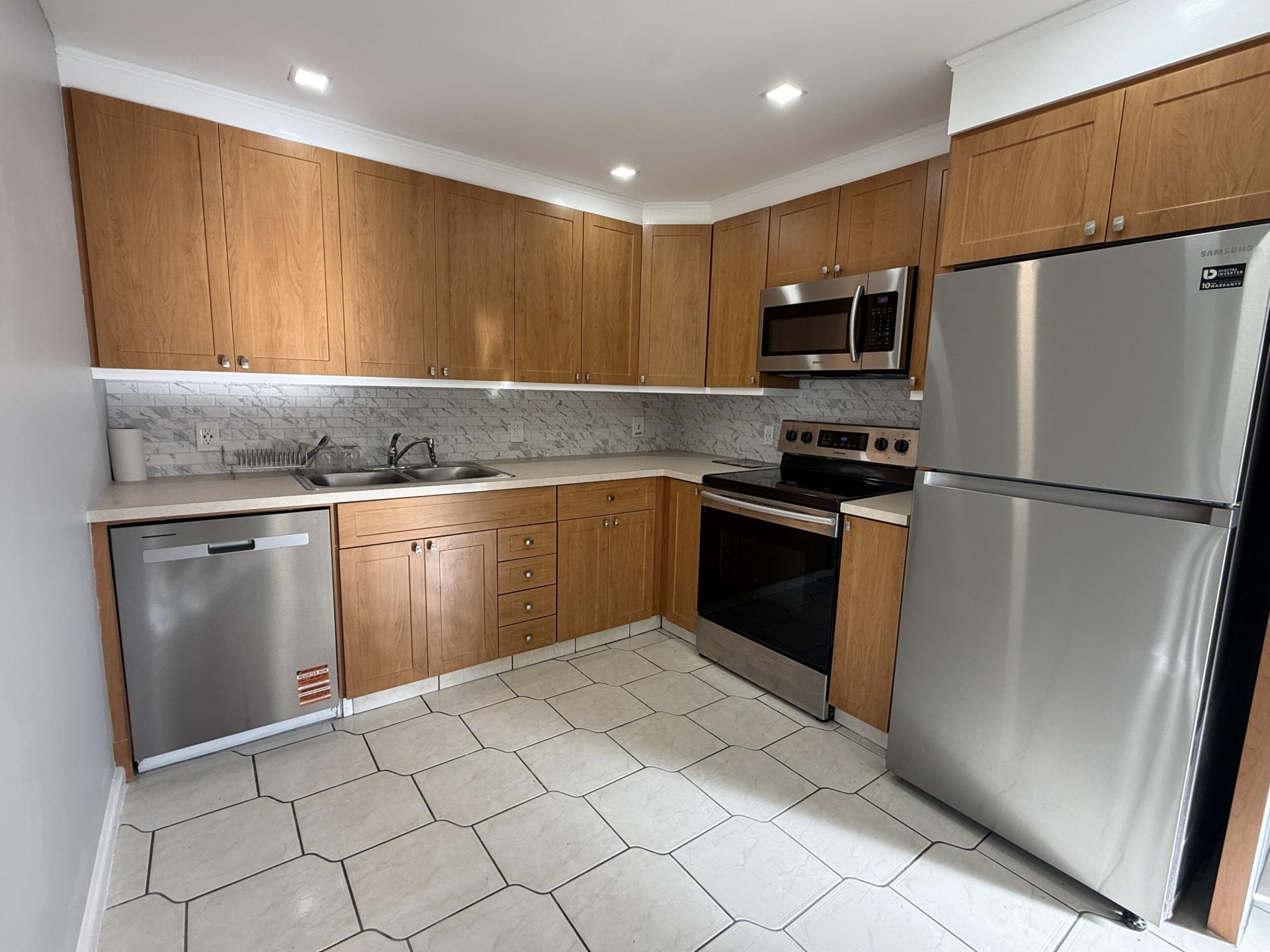 2017 Newcastle A, Unit 2017, Boca Raton, FL 33434 Photo