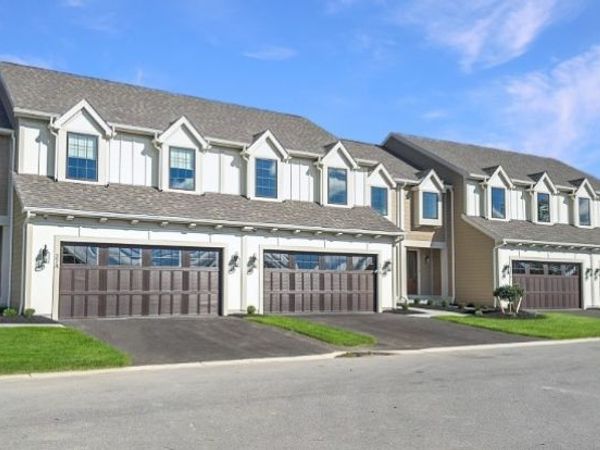 37 B Stonham Place, Unit 0602, Amherst, NY 14221