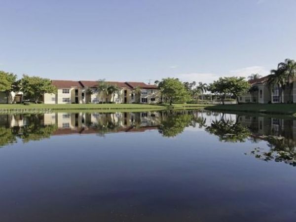 12730 Vista Isles Dr, Unit 814, Sunrise, FL 33325