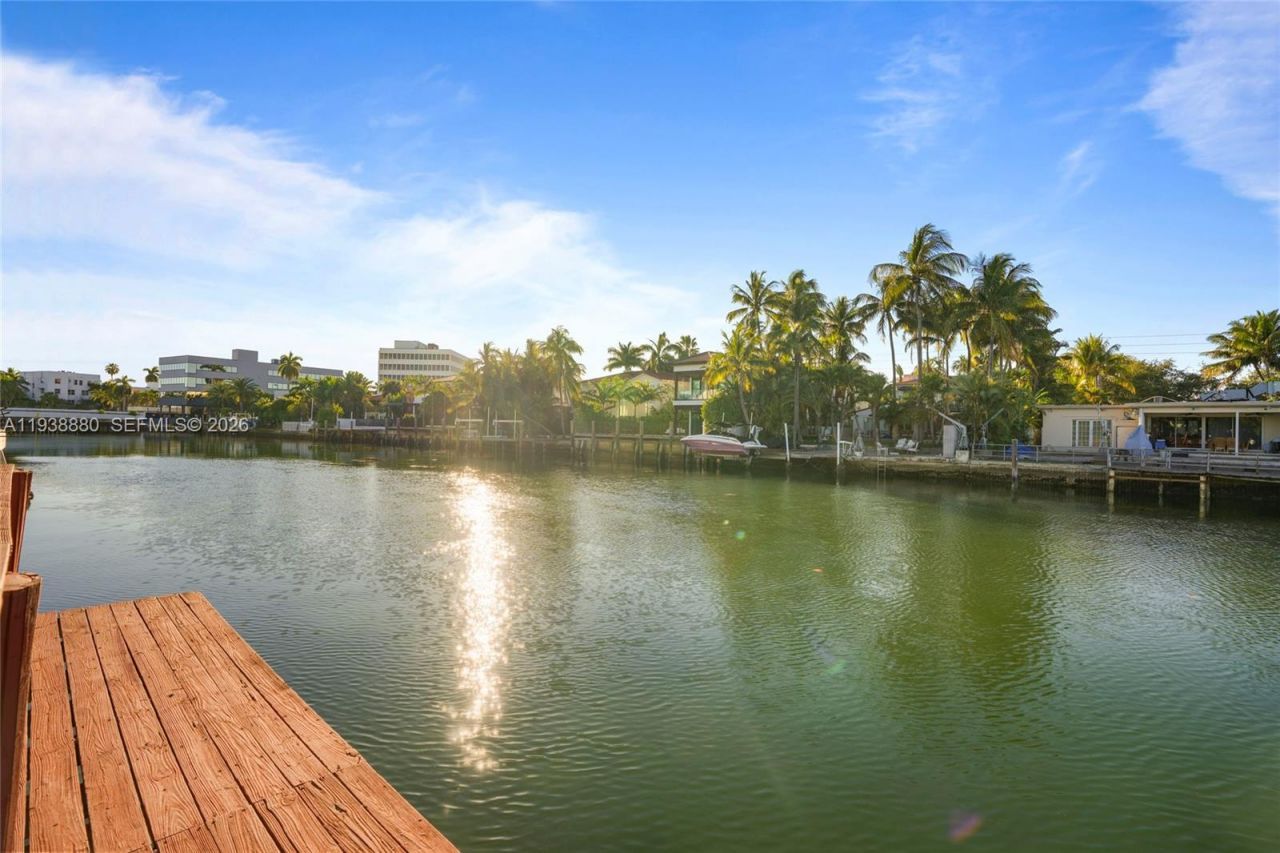 4172 Chase Ave, Unit 3, Miami Beach, FL 33140 Photo