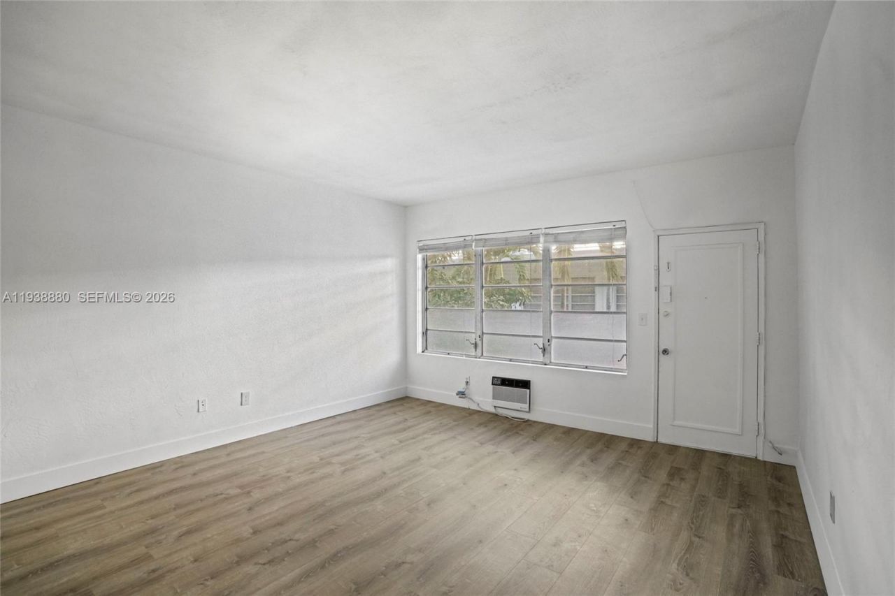 4172 Chase Ave, Unit 3, Miami Beach, FL 33140 Photo