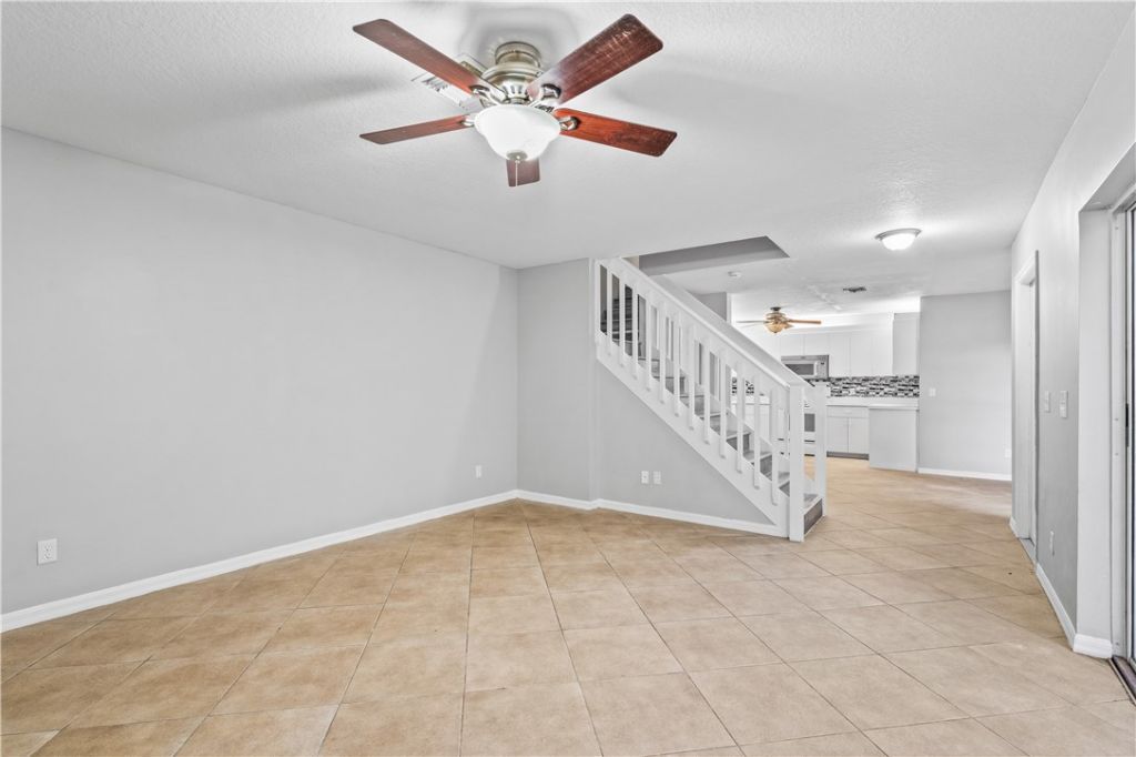 1536 N Lawnwood Circle, Unit 3, Fort Pierce, FL 34950 Photo