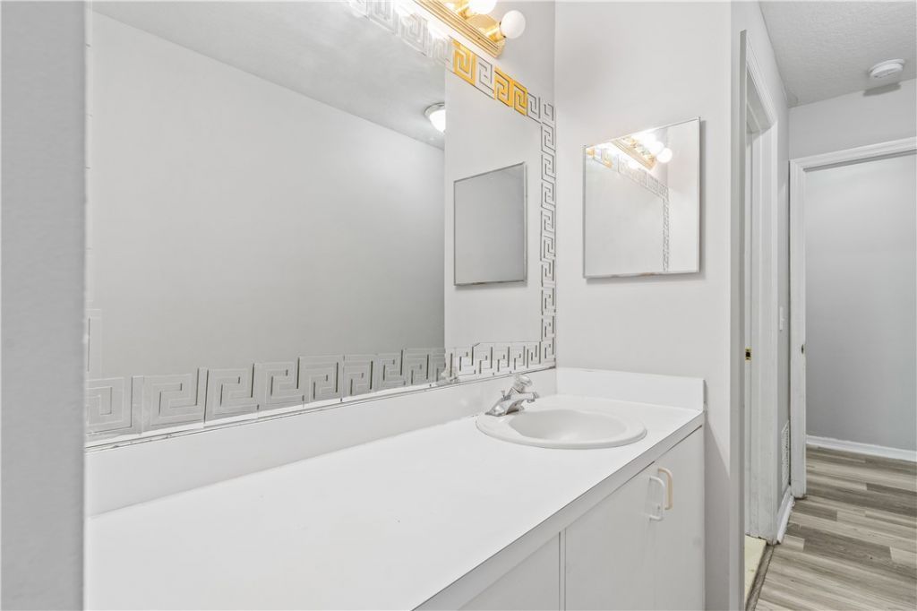 1536 N Lawnwood Circle, Unit 3, Fort Pierce, FL 34950 Photo