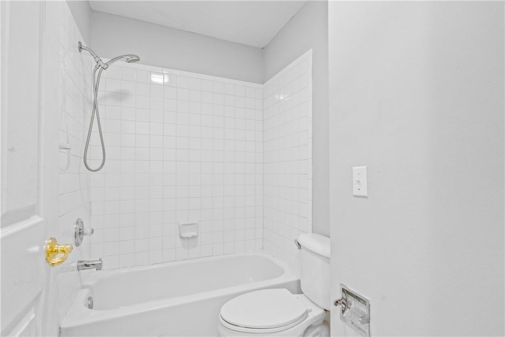 1536 N Lawnwood Circle, Unit 3, Fort Pierce, FL 34950 Photo