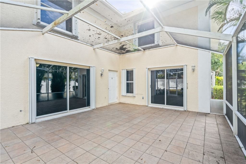 1536 N Lawnwood Circle, Unit 3, Fort Pierce, FL 34950 Photo