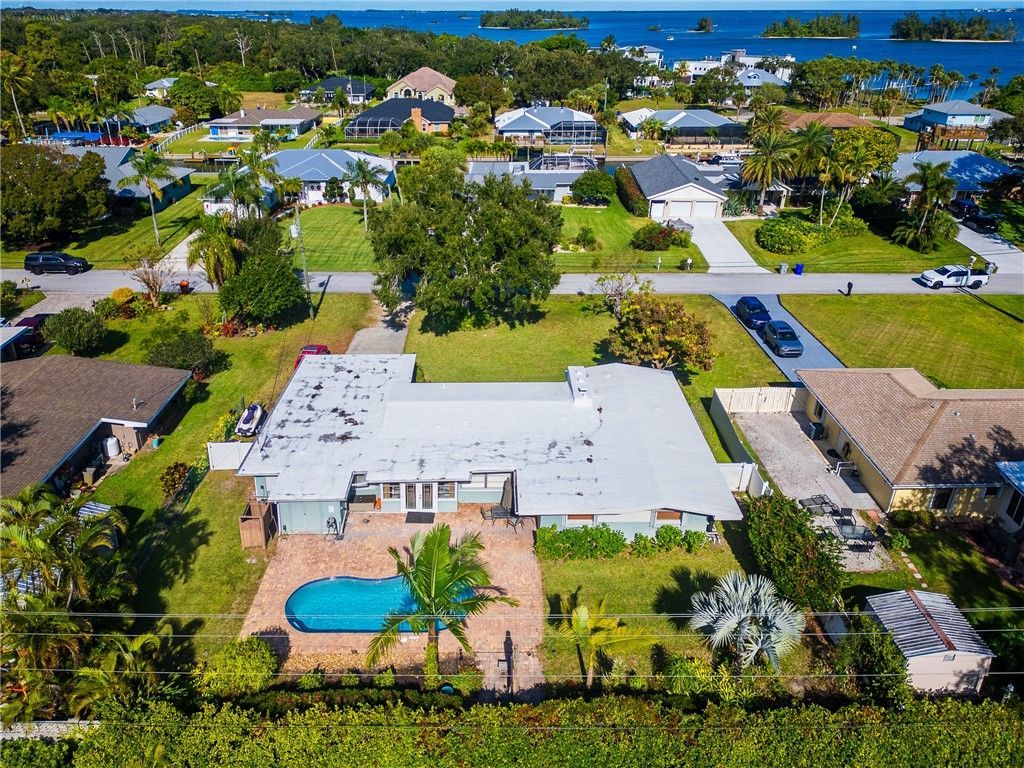 6645 110th Street, Sebastian, FL 32958 Photo