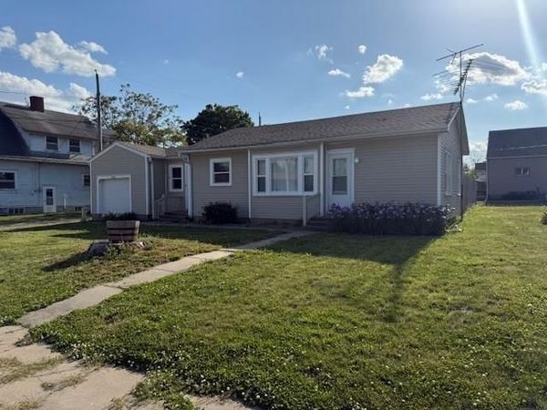 207 S Connecticut Street, King City, MO 64463