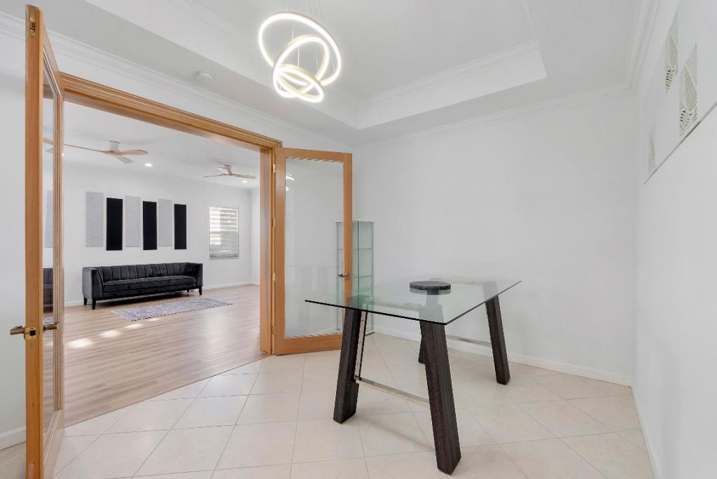 5081 NW 120th Avenue, Coral Springs, FL 33067 Photo