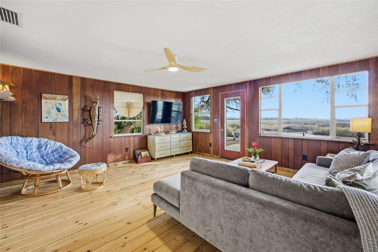 23422 NE 154th Place Road, Salt Springs, FL 32134 Photo