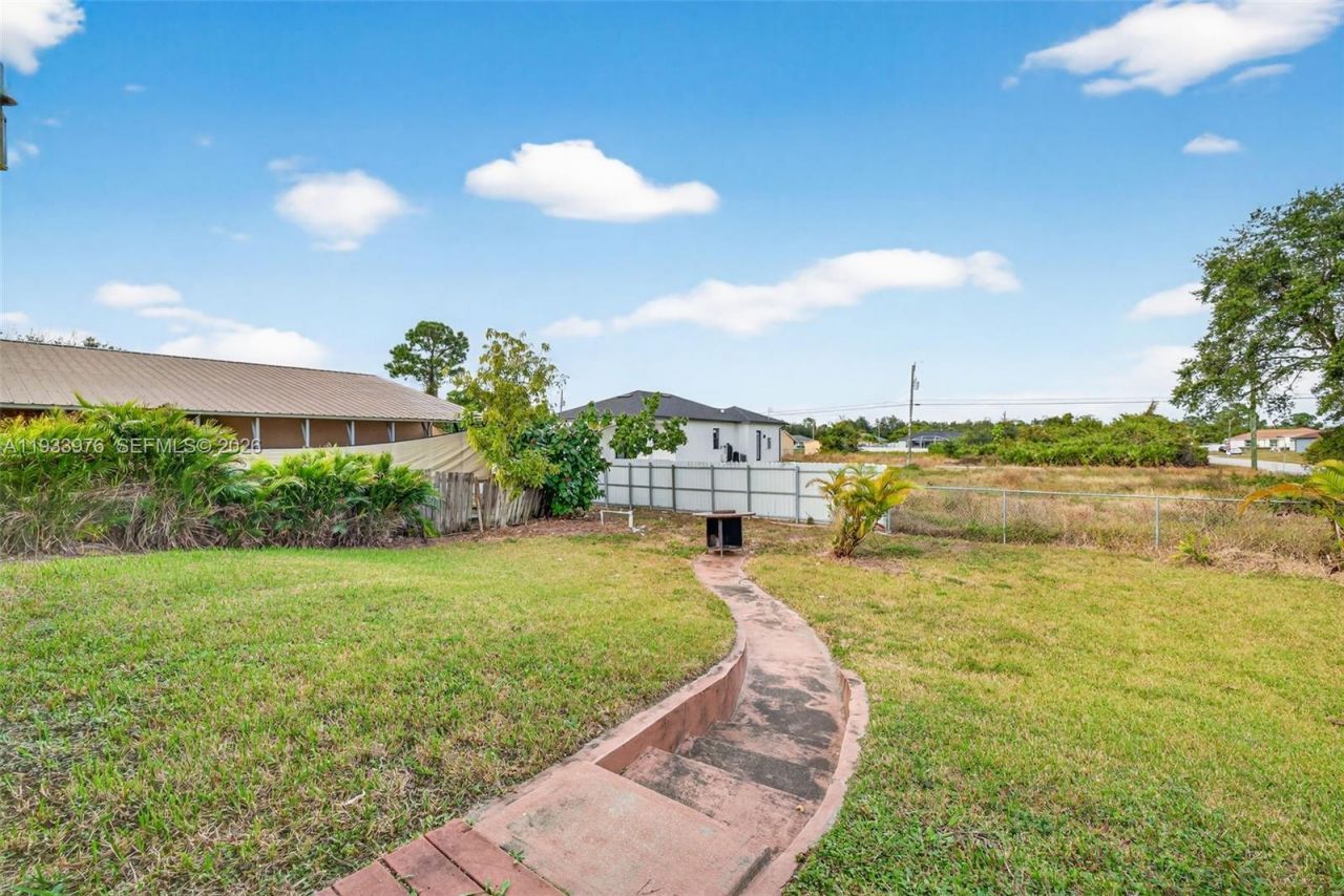 2700 10 Sw, Lehigh Acres, FL 33976 Photo