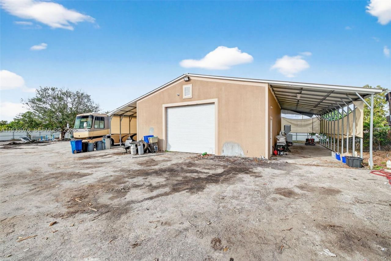 2700 10 Sw, Lehigh Acres, FL 33976 Photo