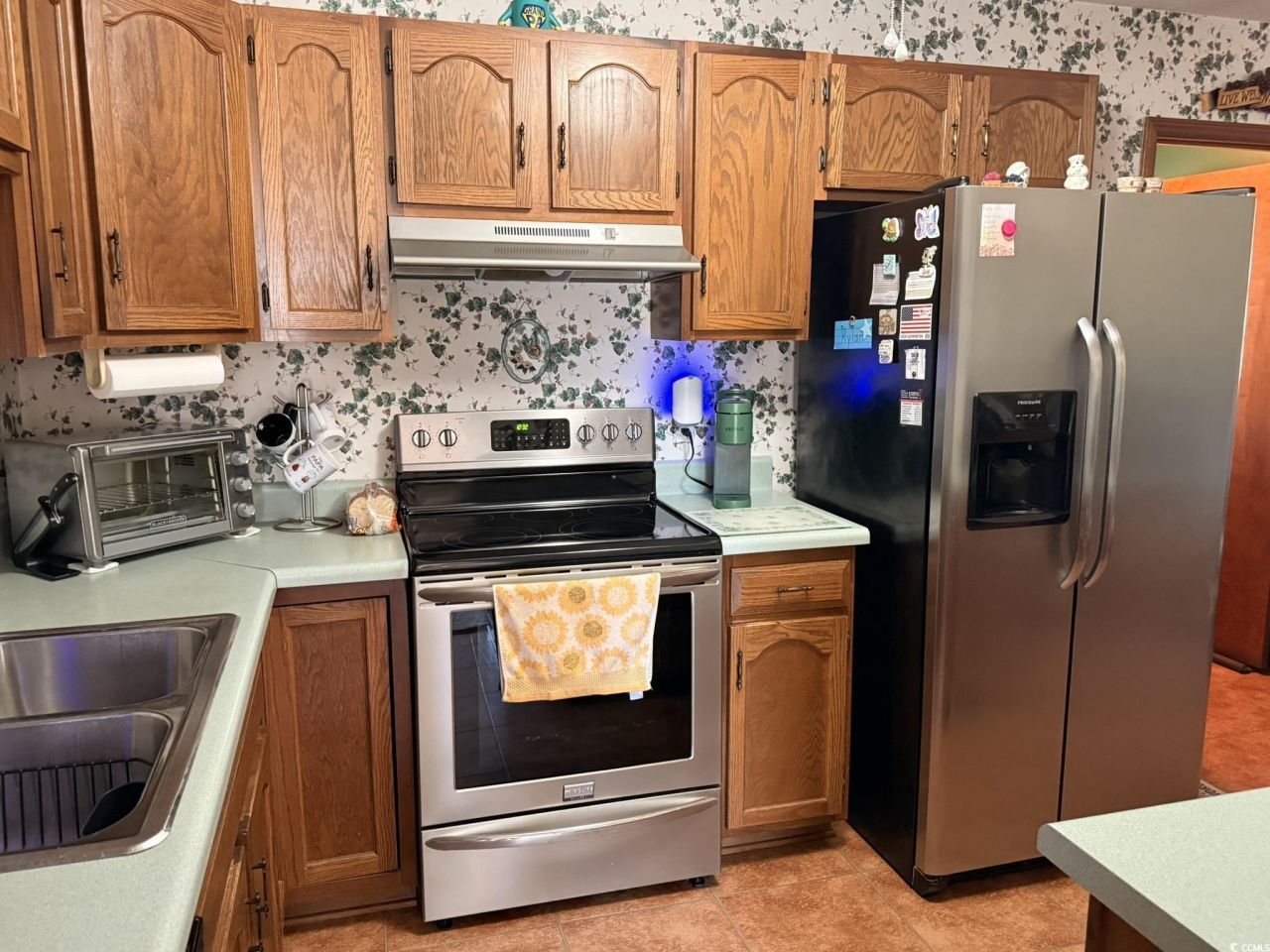 220 Caropine Dr. Photo 14