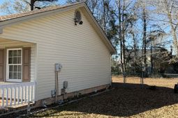 220 Caropine Dr. photo 4