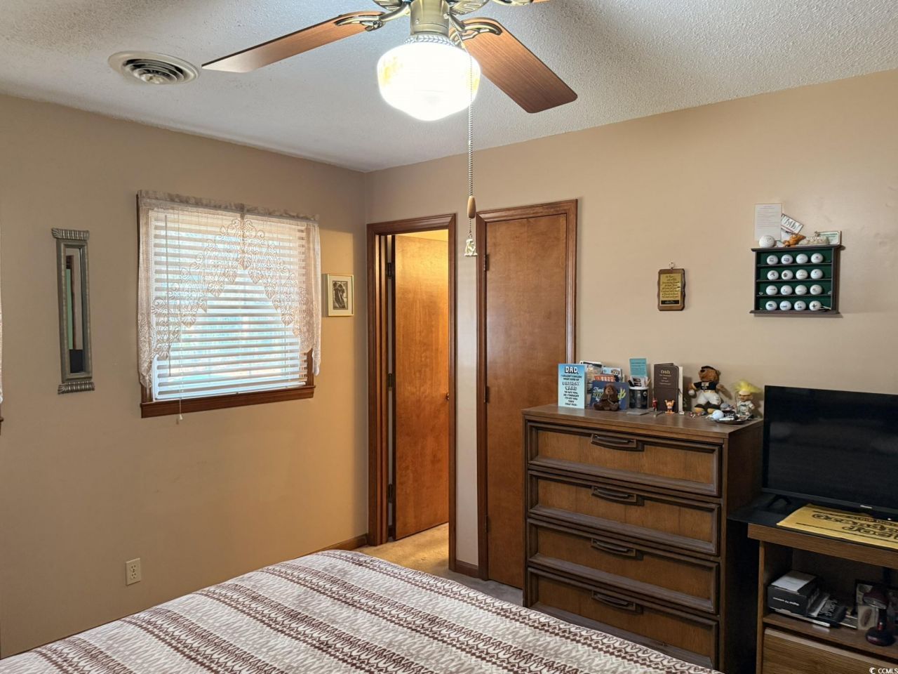 220 Caropine Dr. Photo 23