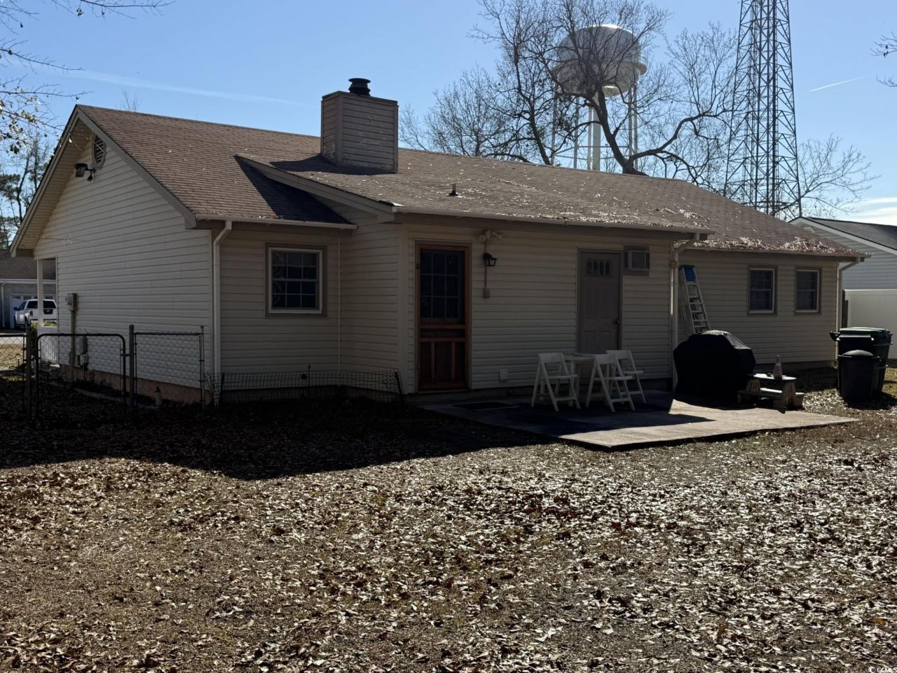 220 Caropine Dr. Photo 4