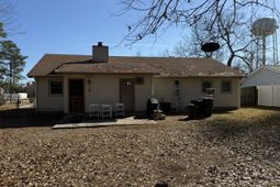 220 Caropine Dr. photo 4