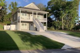 223 S 9th Ave. S photo 4