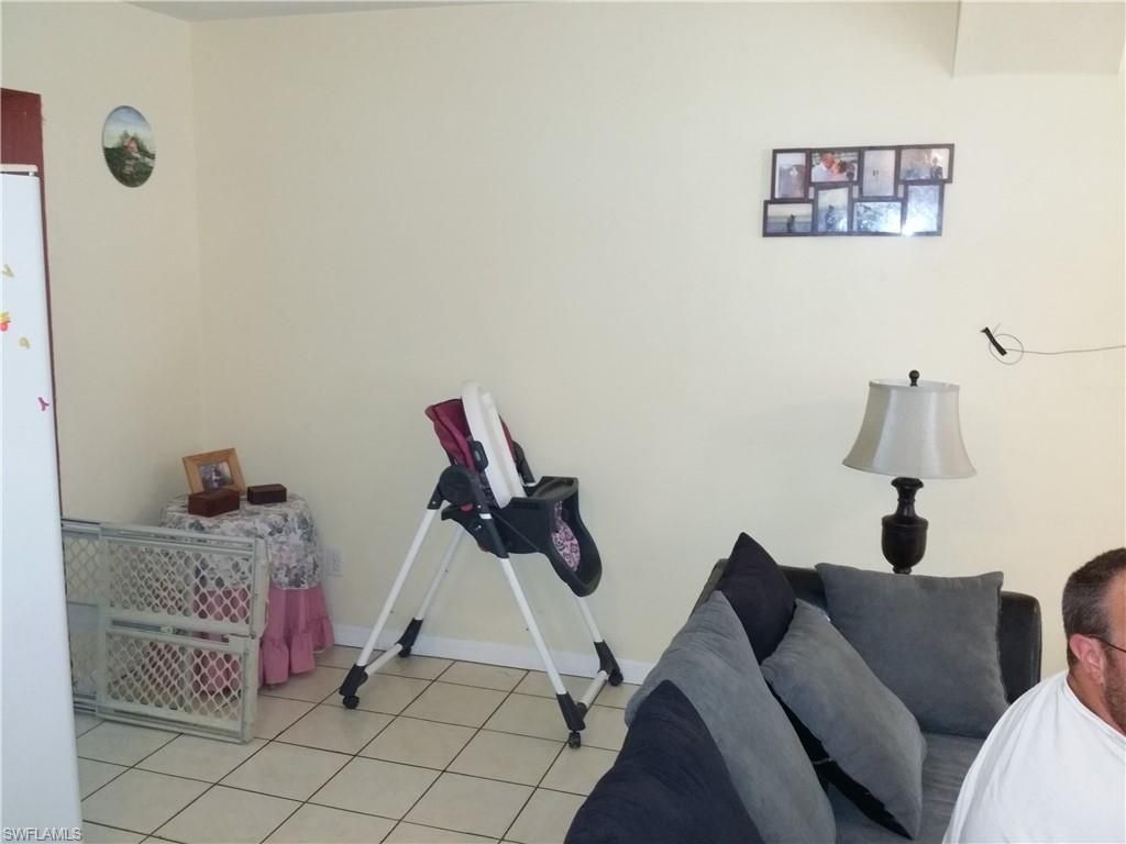 950 Lakeview Dr, North Fort Myers, FL 33903 Photo