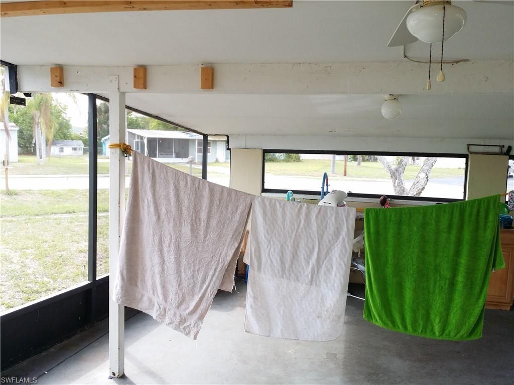 950 Lakeview Dr, North Fort Myers, FL 33903 Photo