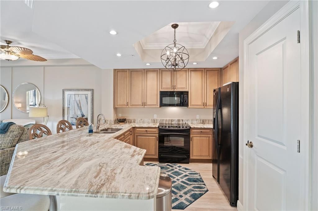 5702 Cape Harbour Dr, Unit 102, Cape Coral, FL 33914 Photo