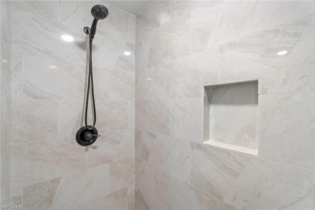 5702 Cape Harbour Dr, Unit 102, Cape Coral, FL 33914 Photo