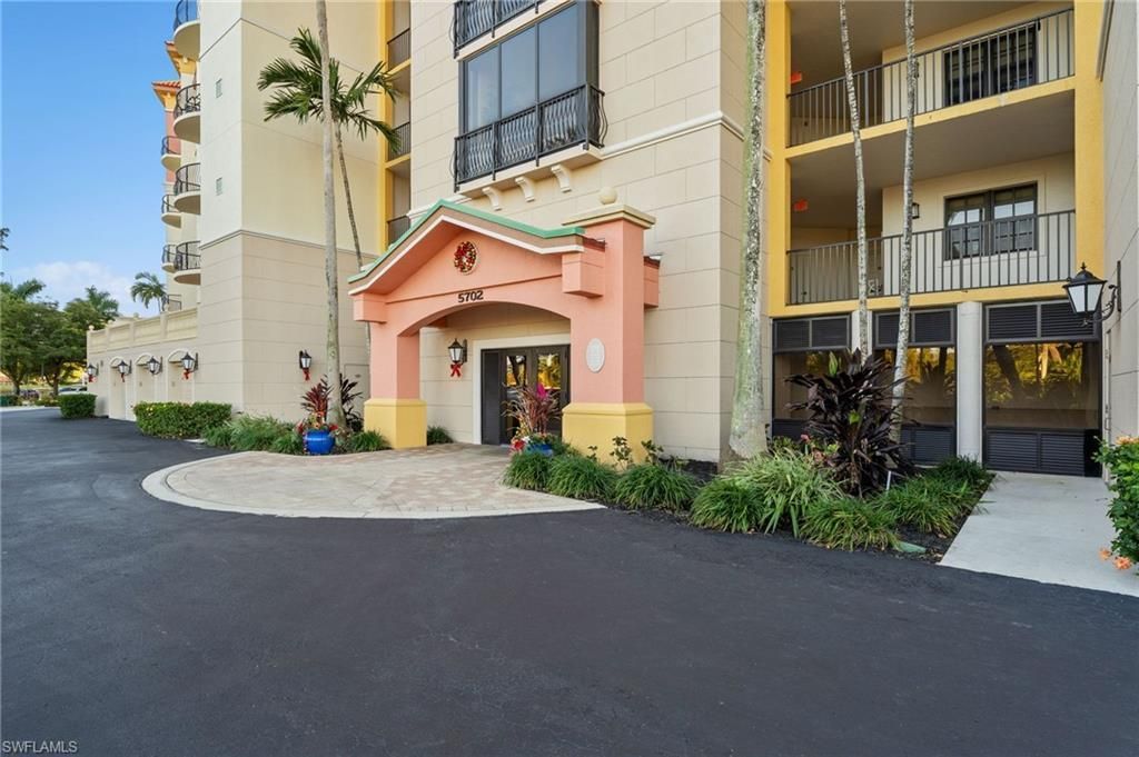 5702 Cape Harbour Dr, Unit 102, Cape Coral, FL 33914 Photo