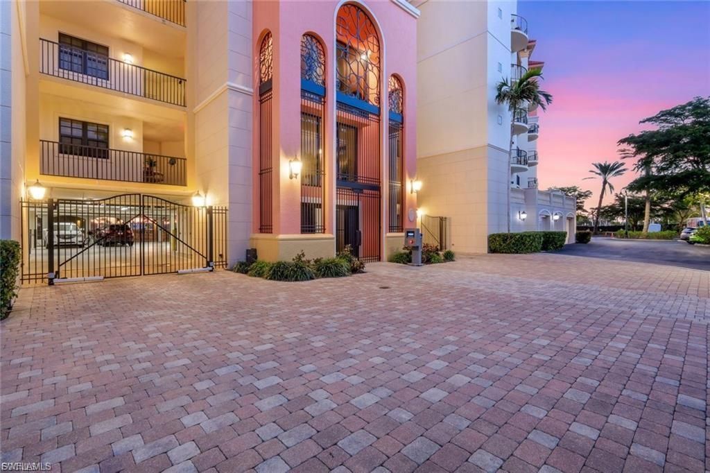 5702 Cape Harbour Dr, Unit 102, Cape Coral, FL 33914 Photo