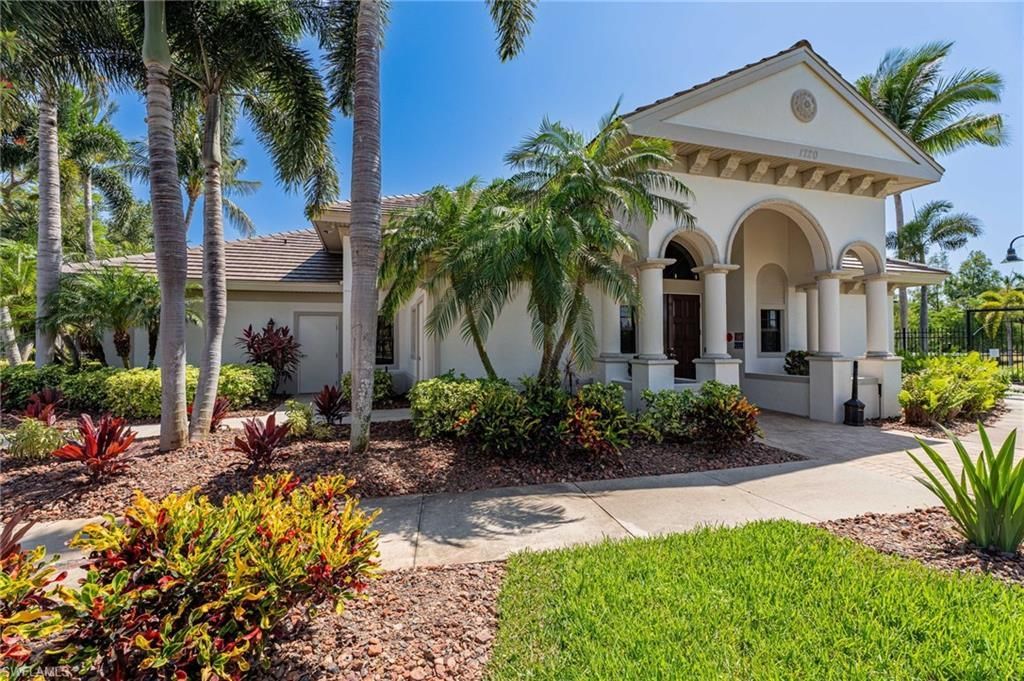 5702 Cape Harbour Dr, Unit 102, Cape Coral, FL 33914 Photo