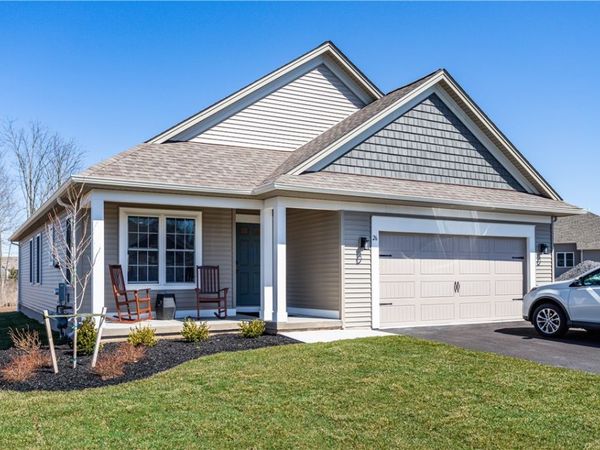 6127 Caleb Ct Court, Farmington, NY 14425